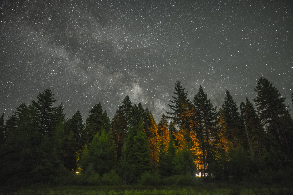 Dark sky stargazing at Hyatt Lake in the Cascade-Siskiyou National Monument